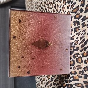 Charlotte Tilbury beautyverse eyeshadow palette